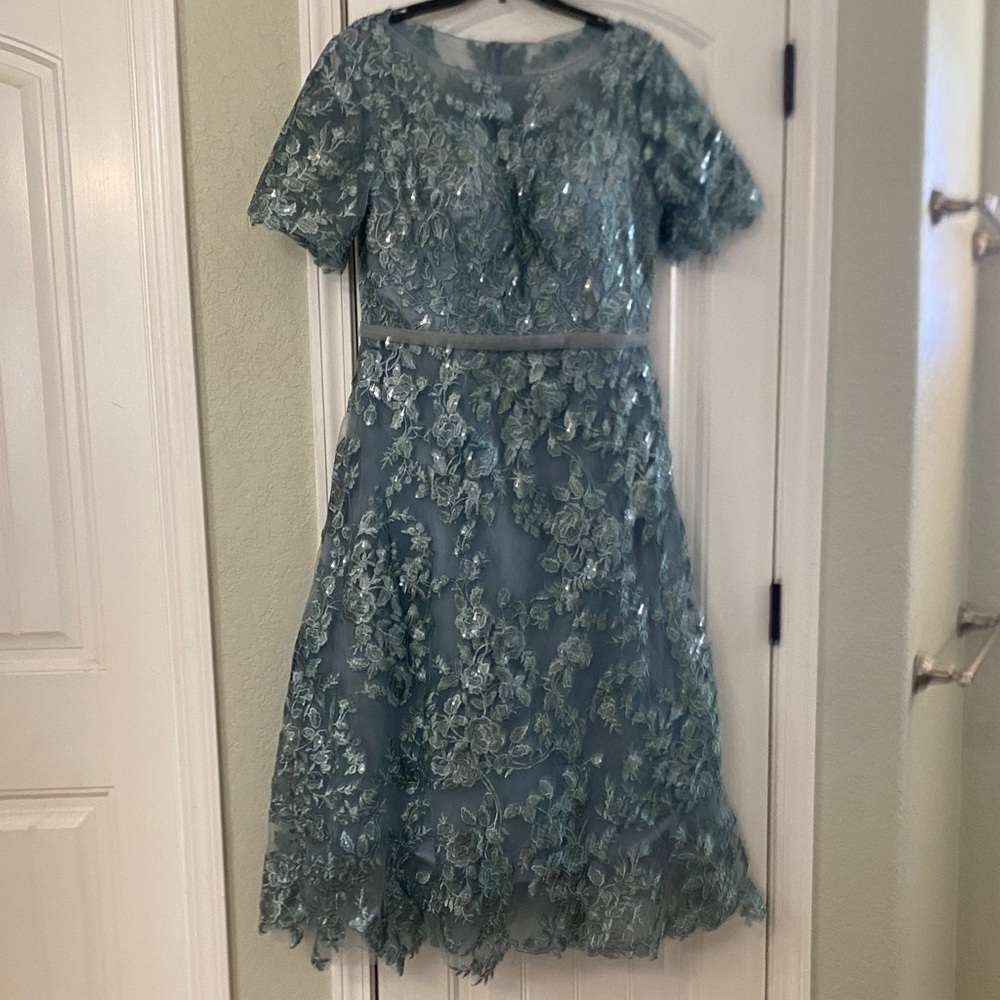 Embroidered Lace Midi Dress in Teal Blue